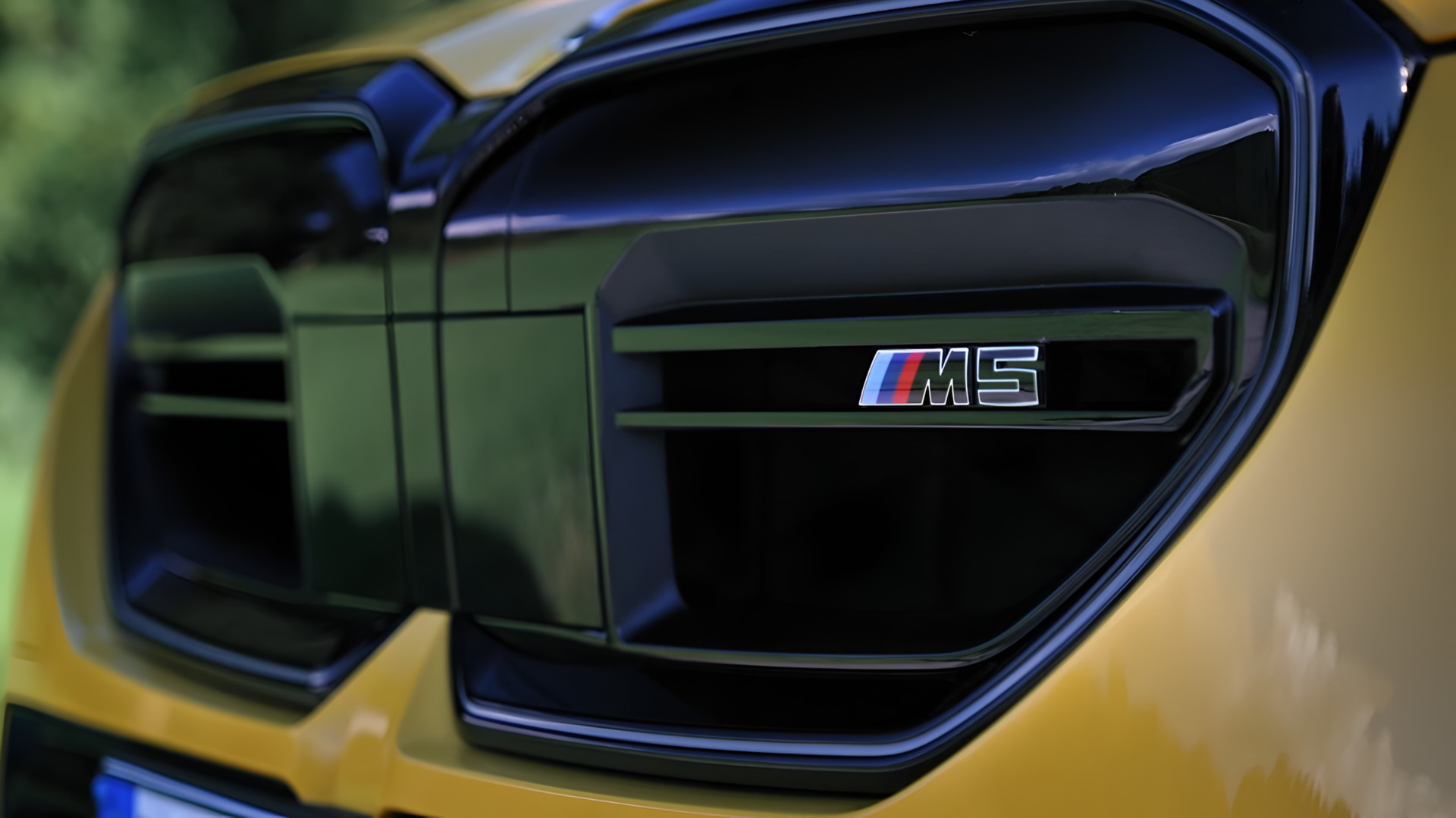 Performance, power at play